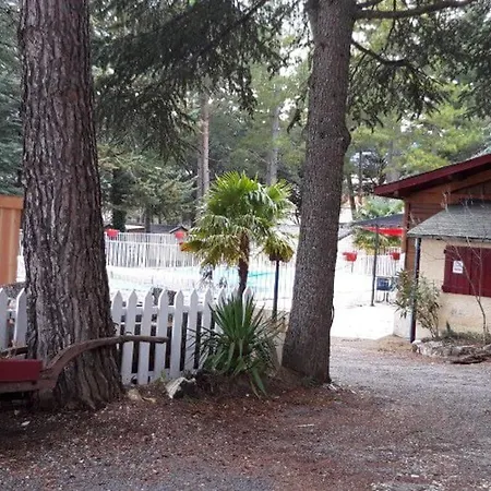Campeggio Mobil Confortable Avec Terrasse à - Api-1-52-319